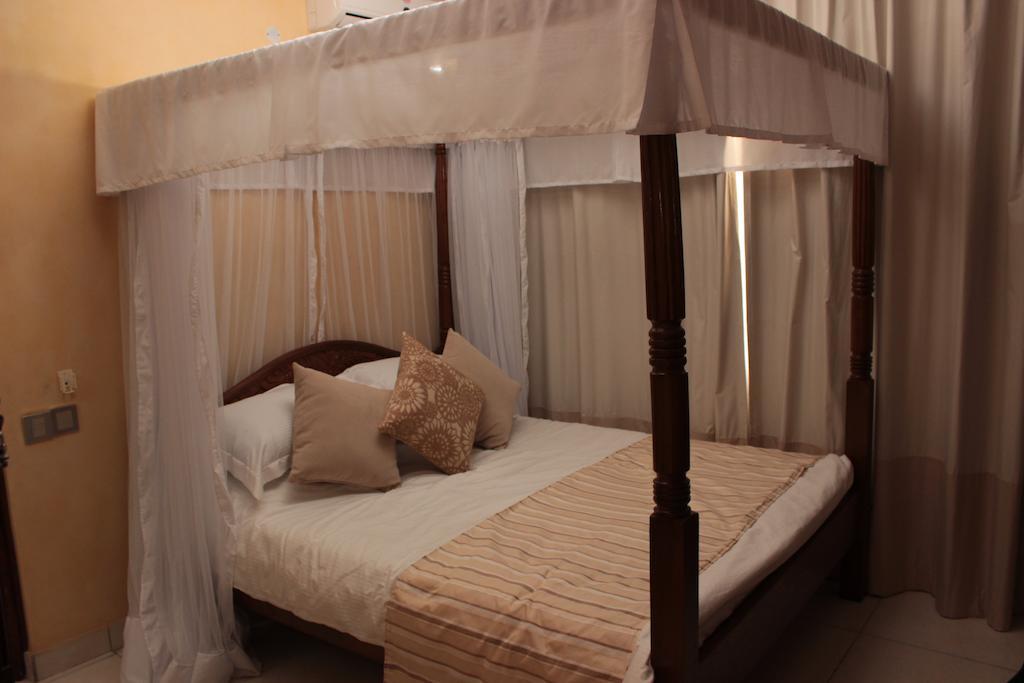 Moffat Court Boutique Hotel Момбаса Экстерьер фото