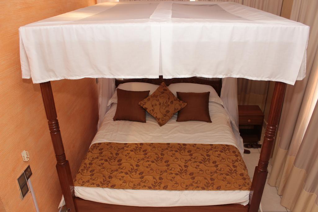 Moffat Court Boutique Hotel Момбаса Экстерьер фото